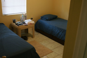 transitional-housing-bedroom